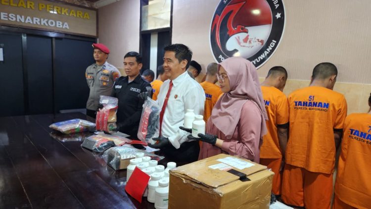 Semangat Sumpah Pemuda Polresta Banyuwangi Komitmen Berantas Narkoba : Ungkap 22 Kasus Amankan 25 Tersangka